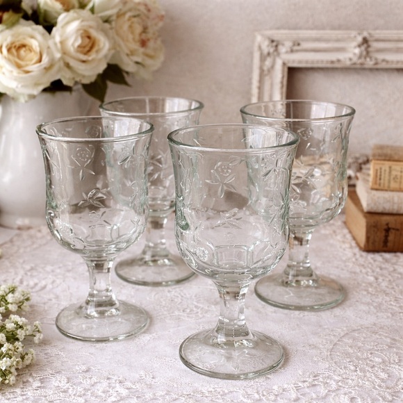Anchor Hocking Other - Anchor Hocking Savannah VTG Clear Water Goblets 7 1/4” Set of 4 Floral Glasses